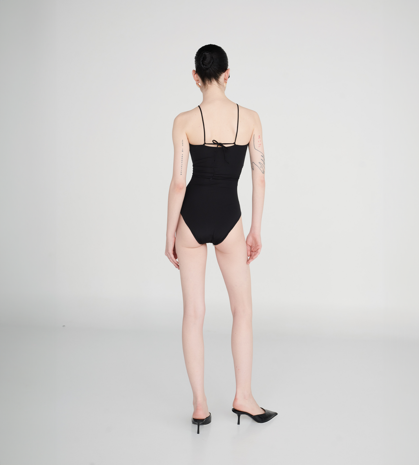 TRINITARIA ONE PIECE