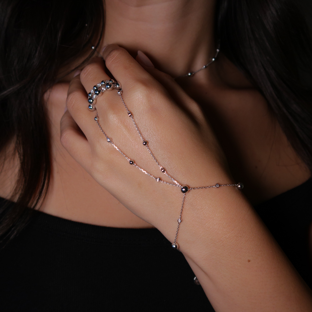 ENISHI OPEN HAND CHAIN