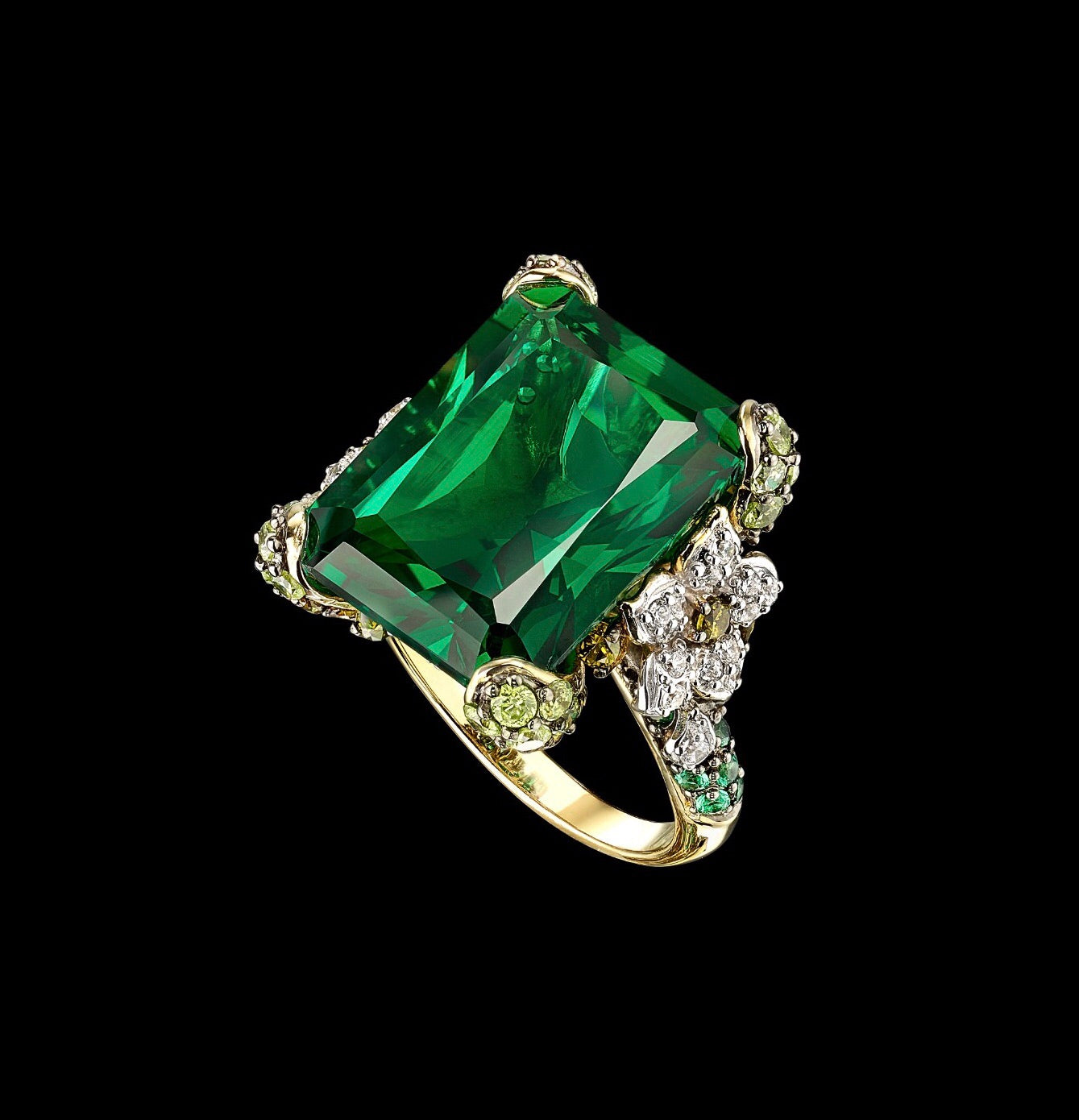 Emerald Cinderella Ring