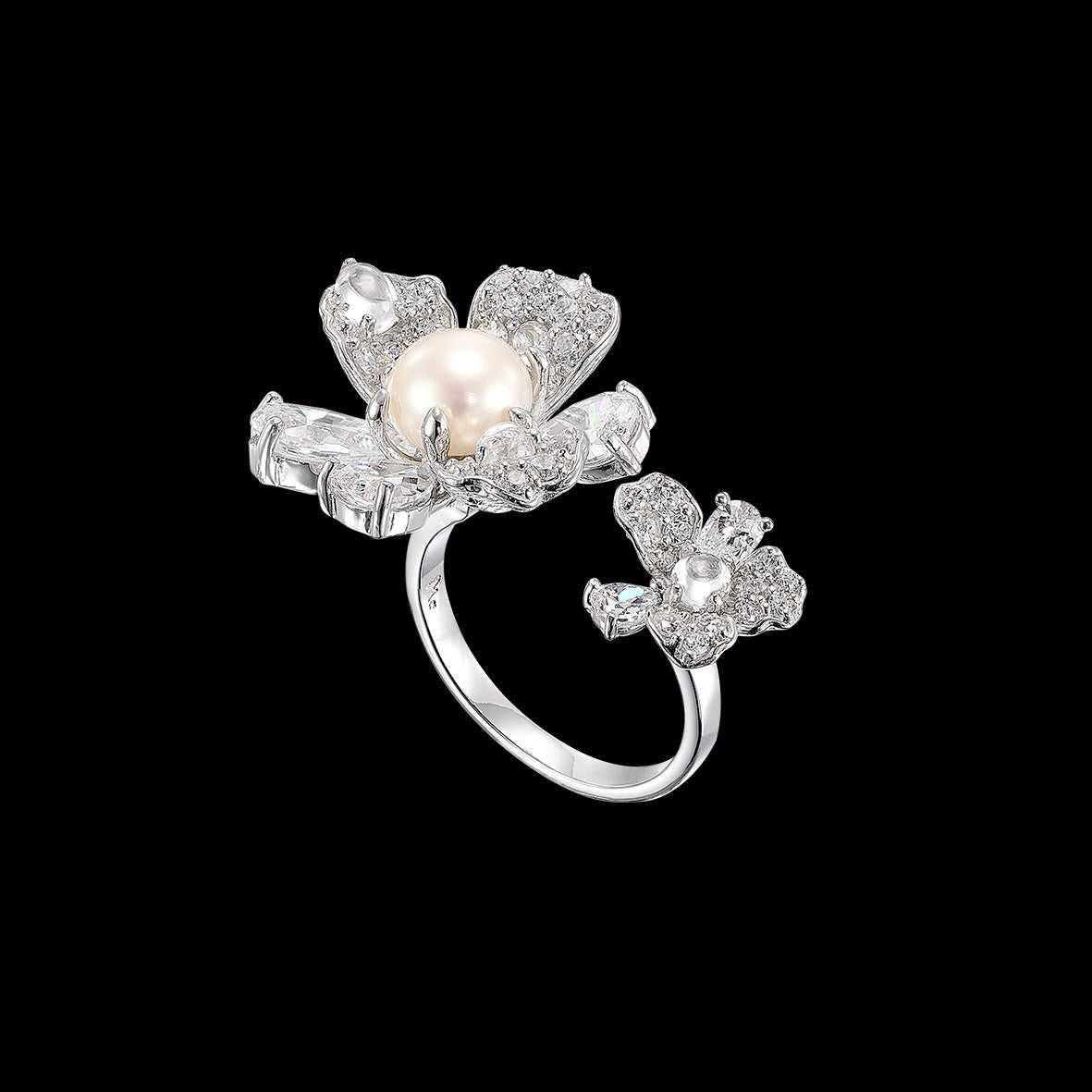 Diamond Snow Rose Ring